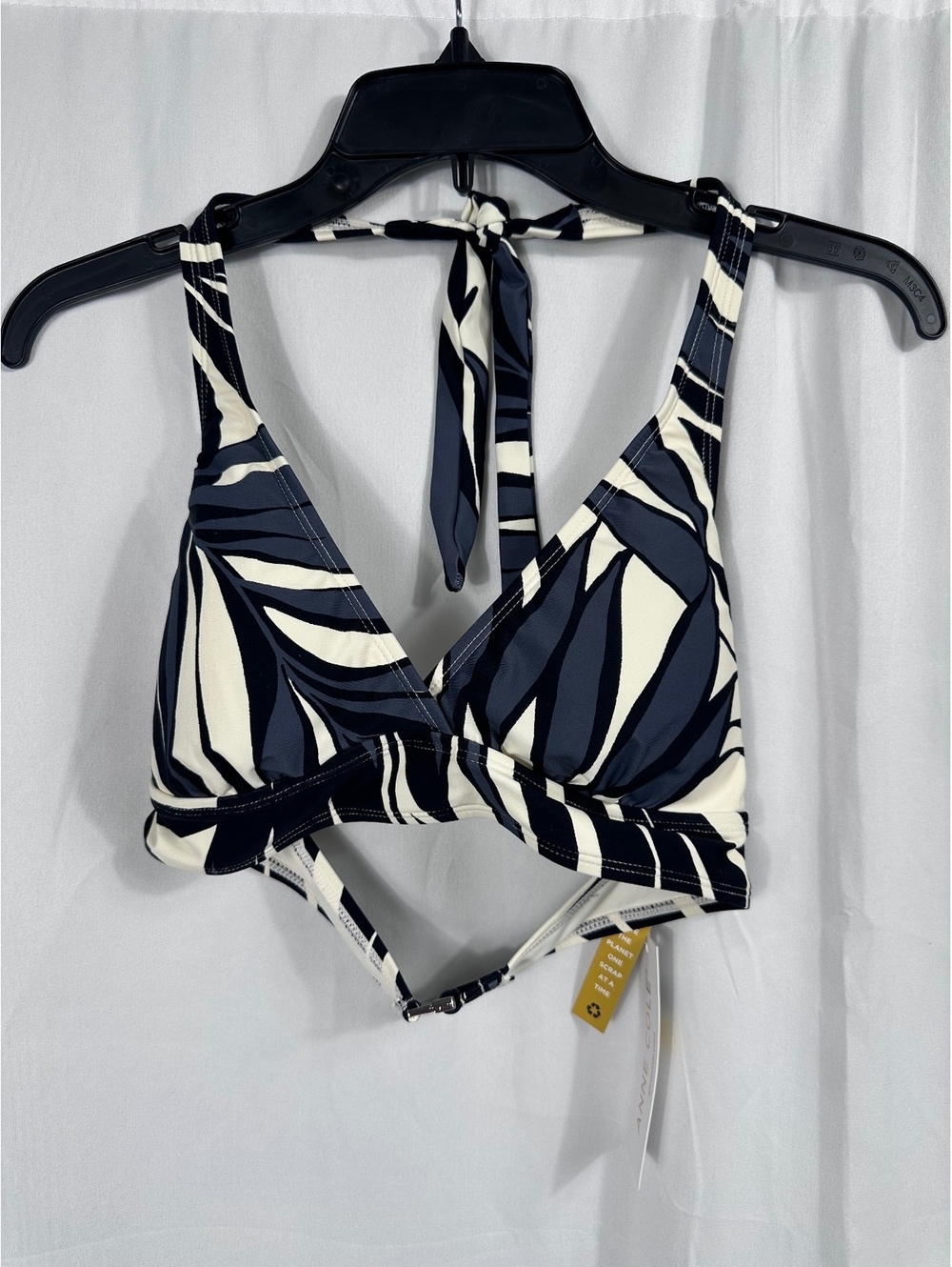 Anne Cole Women's Black and White Patterned Bikini Top Size Medium